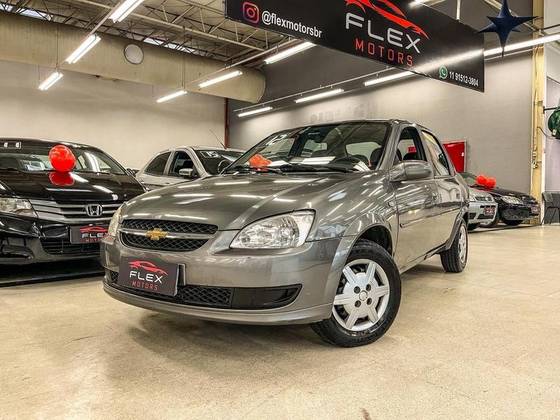 CHEVROLET CLASSIC 1.0 MPFI LS 8V FLEX 4P MANUAL CHEVROLET CLASSIC 1.0 MPFI LS 8V FLEX 4P MANUAL